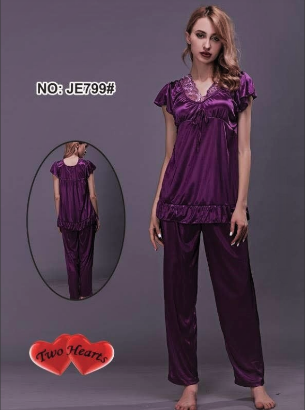 Sajiero Two Hearts 100% Silk Pajama Suit