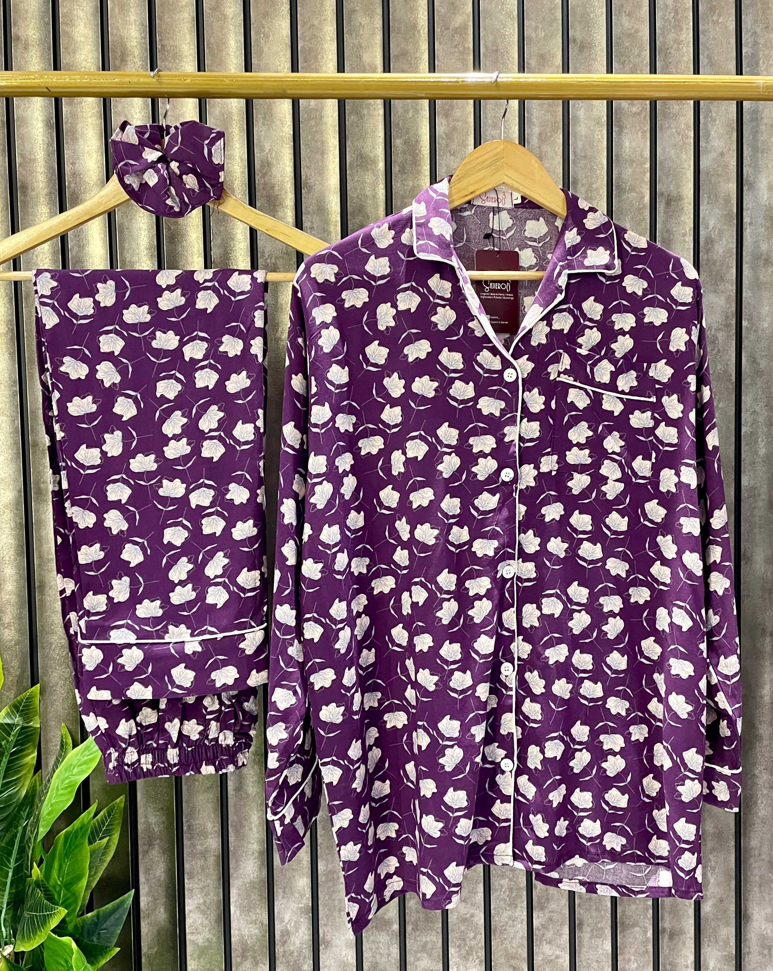 Sajiero Dusky Petals Linen Pajama Suit