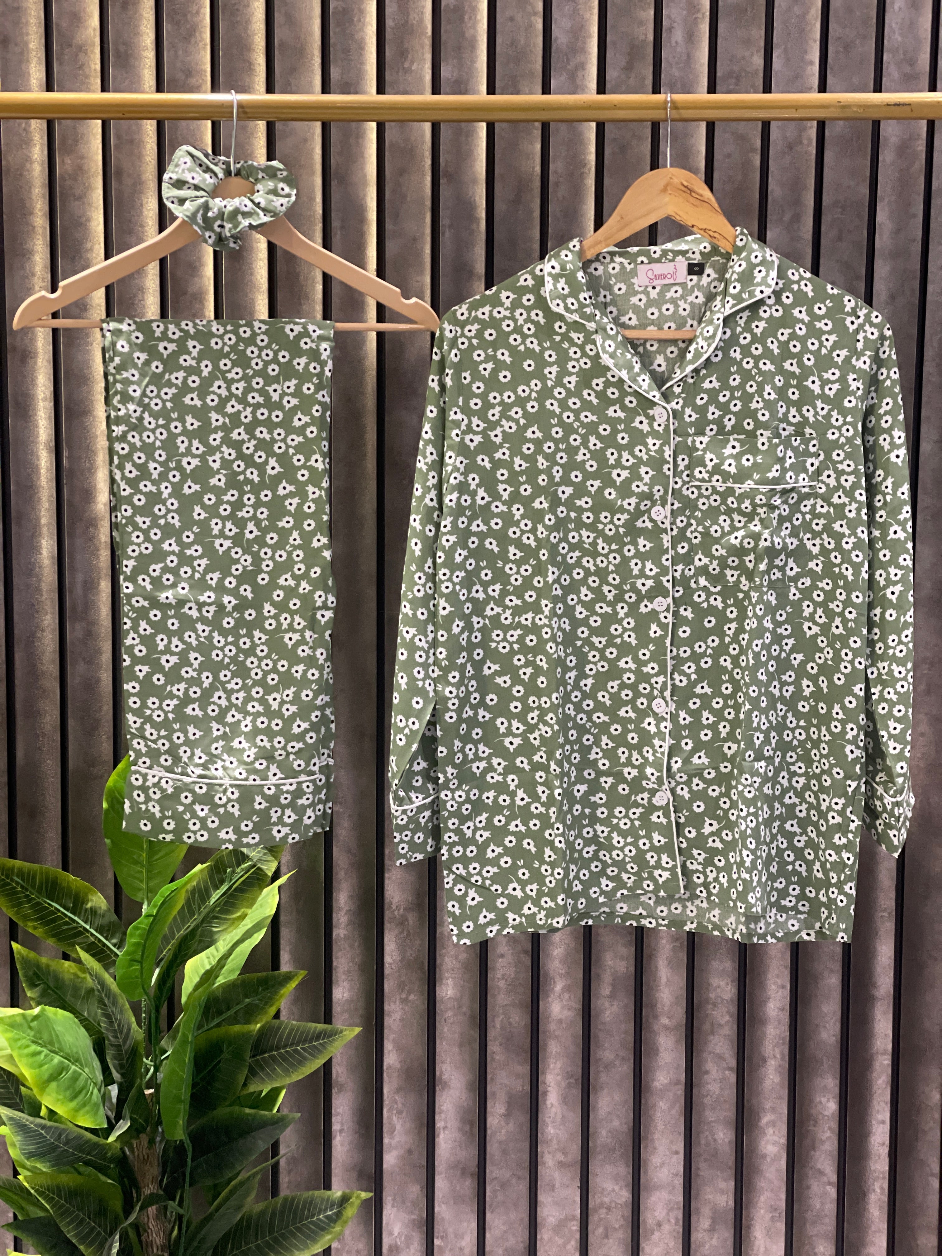 Sajiero Floral Olive Linen Pajama Suit