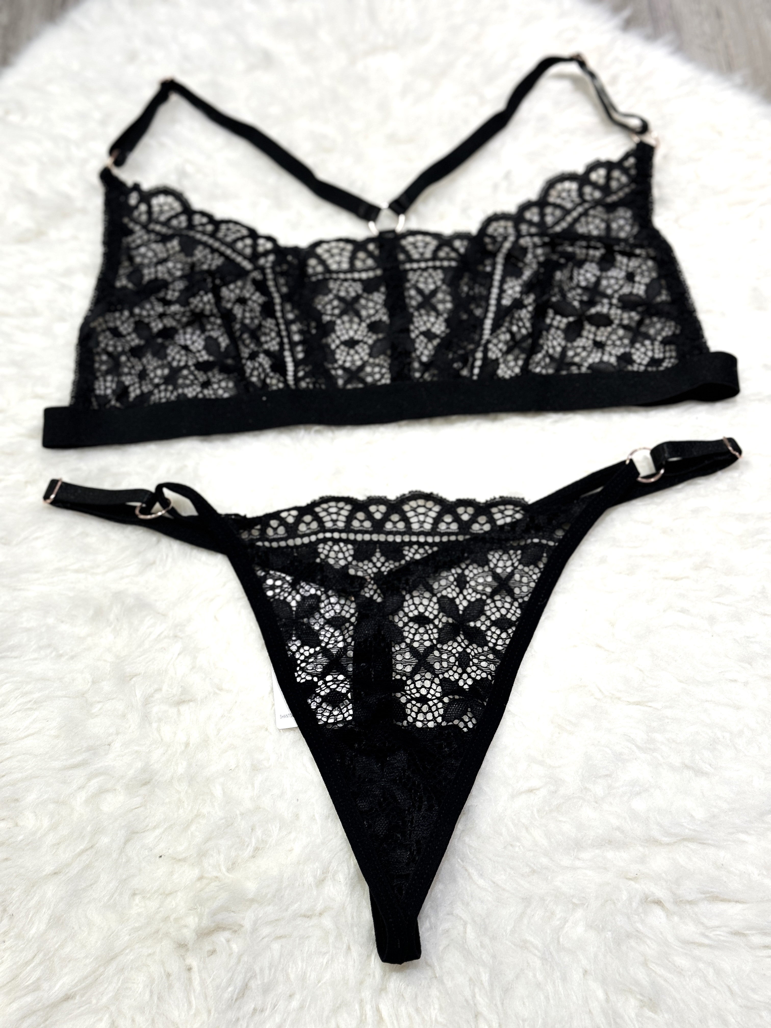 Sajiero Temple Flowers Embroidery Bikini sexy black color non padded br a price in pakistan