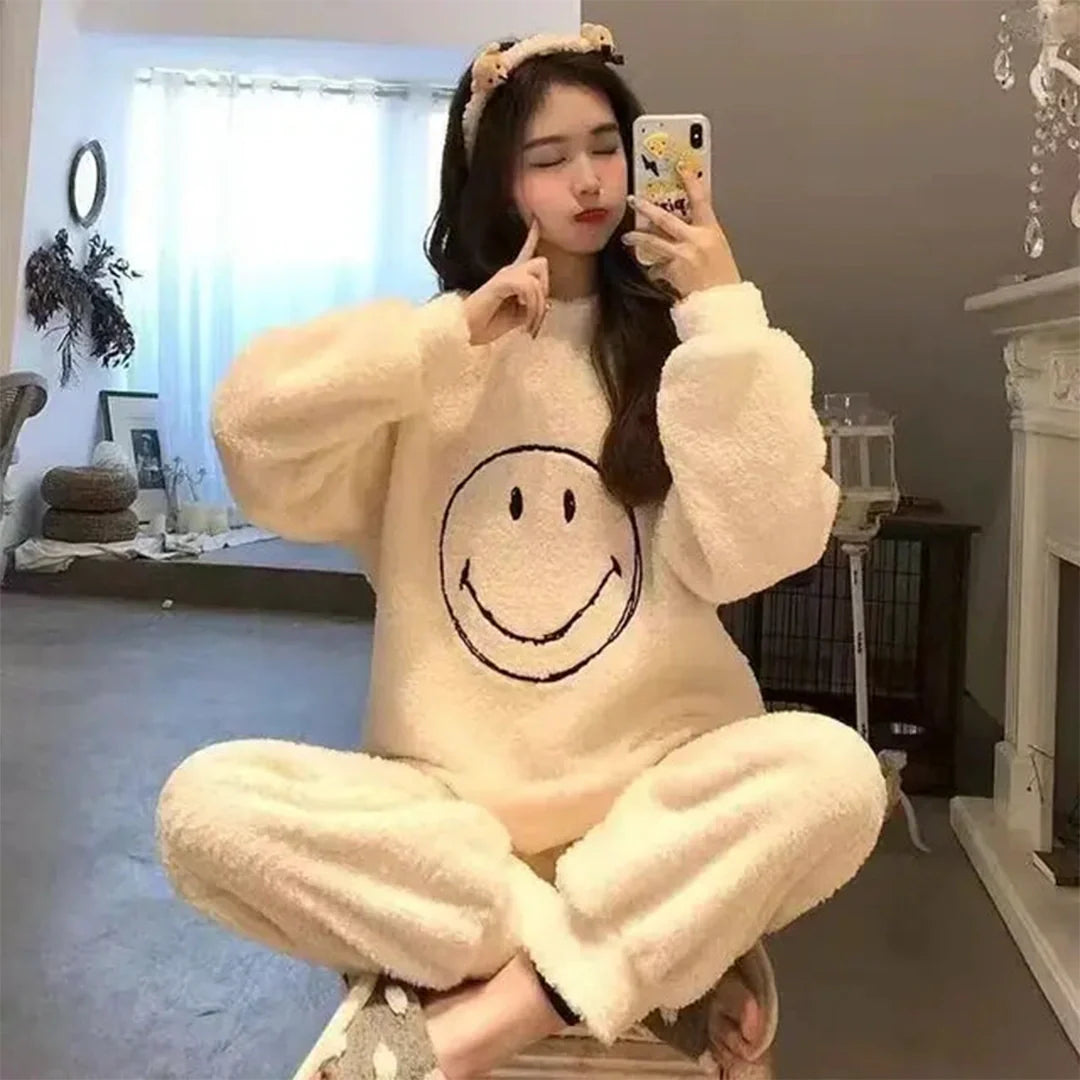 Sajiero Smiley Face Fleece Pajama Suit